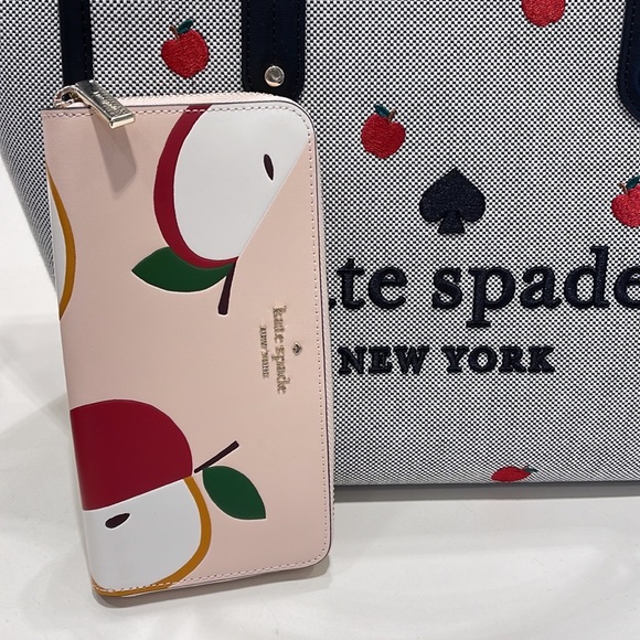Kate Spade Honeycrisp Red Apple Continental Wallet
Pink Multi - Picture 10 of 16